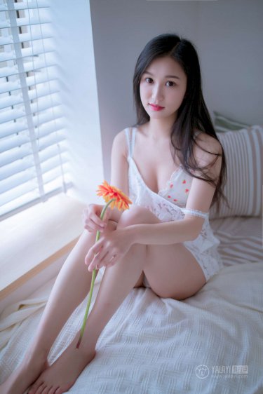 女主从小被吃药催乳调教