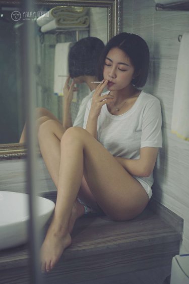 邻居的丰满美女老阿